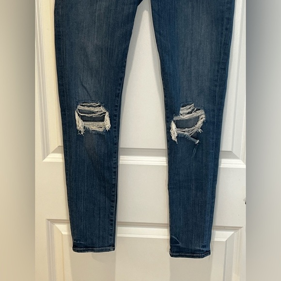 Lovers & Friends Mid Rise Skinny Ripped Jeans Size 28 - Picture 3 of 11